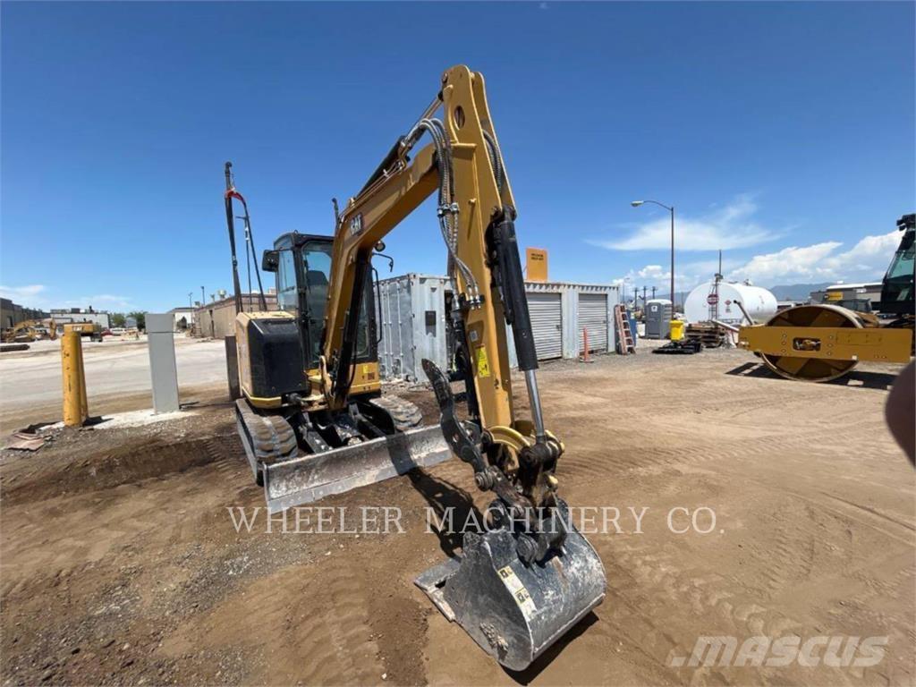 CAT 304 C3 TH Paletli ekskavatörler