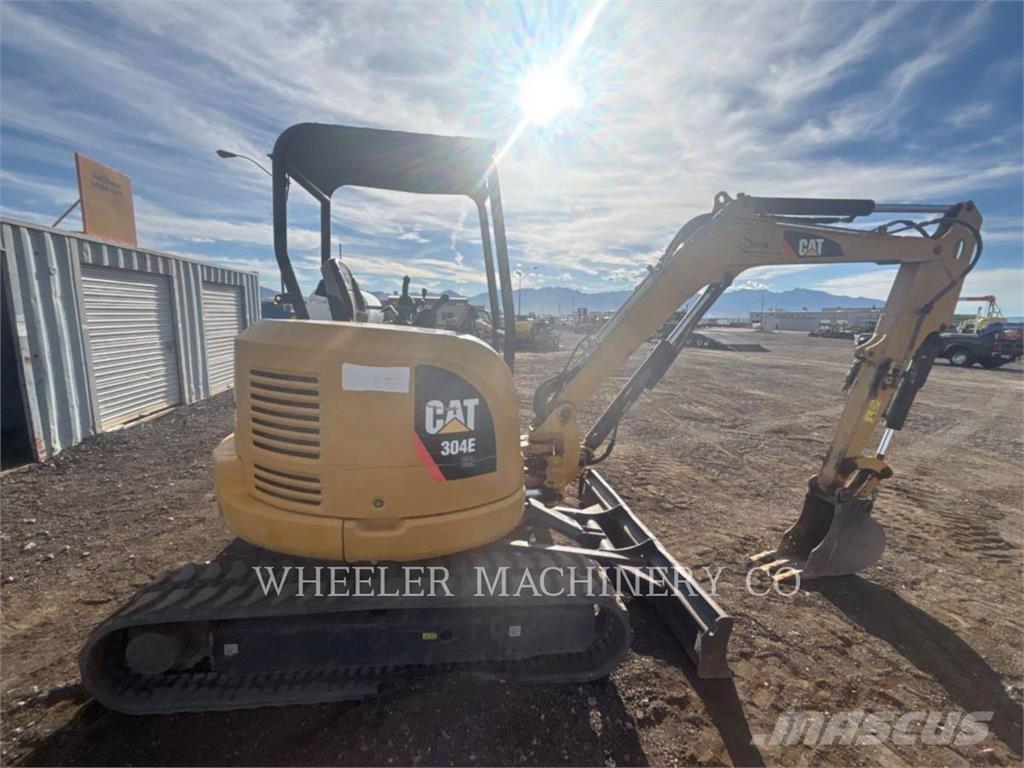 CAT 304E C1 TH Paletli ekskavatörler