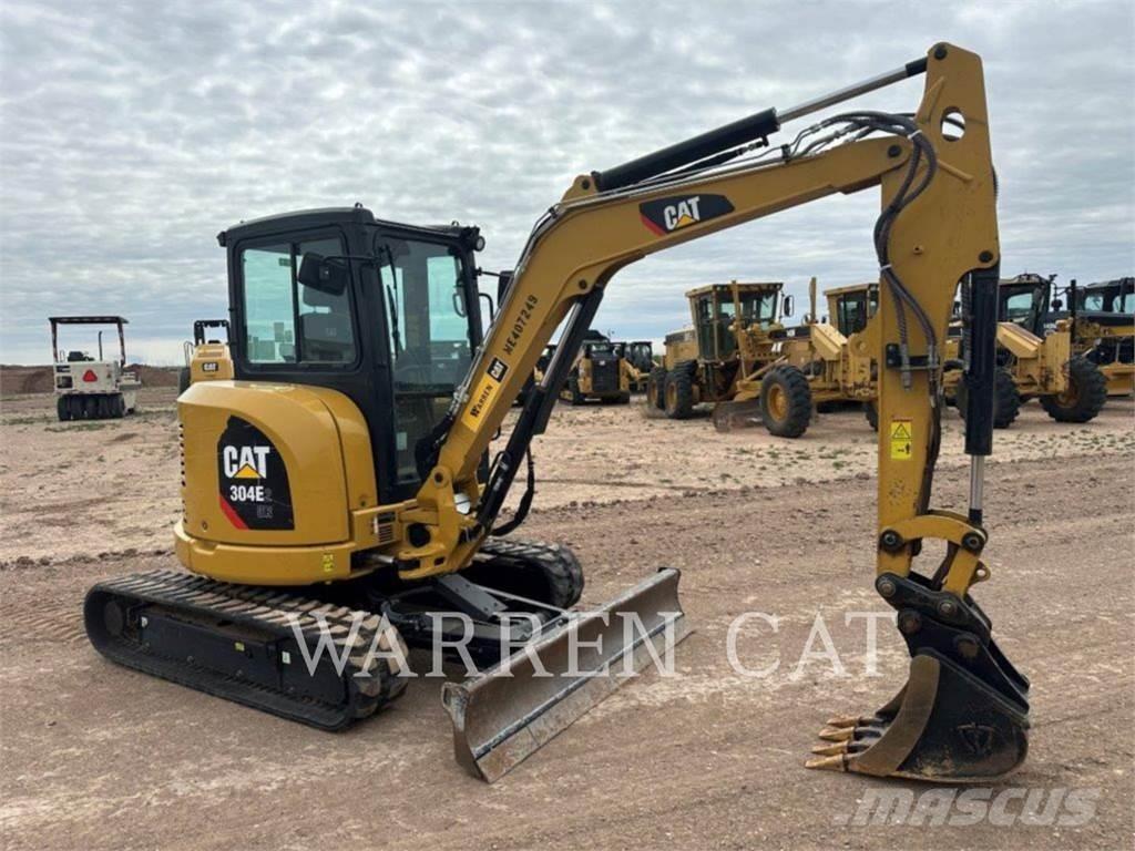 CAT 304E2 Paletli ekskavatörler