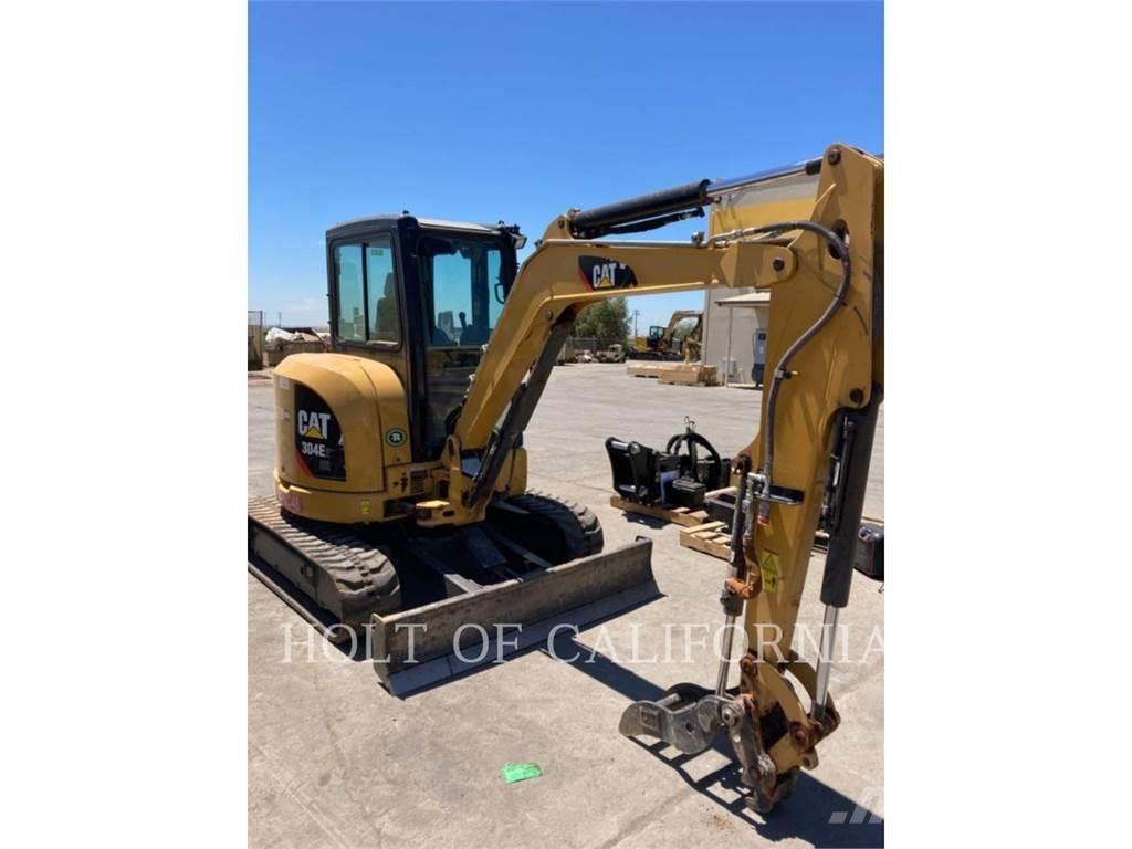 CAT 304E2 Paletli ekskavatörler