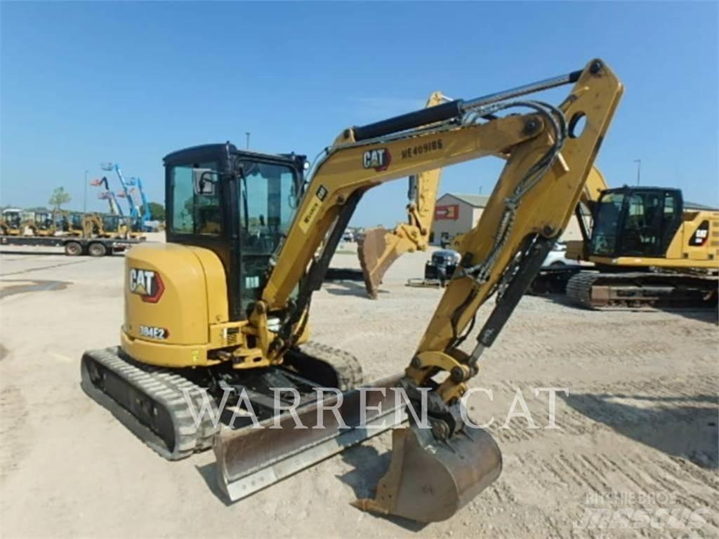 CAT 304E2 Paletli ekskavatörler