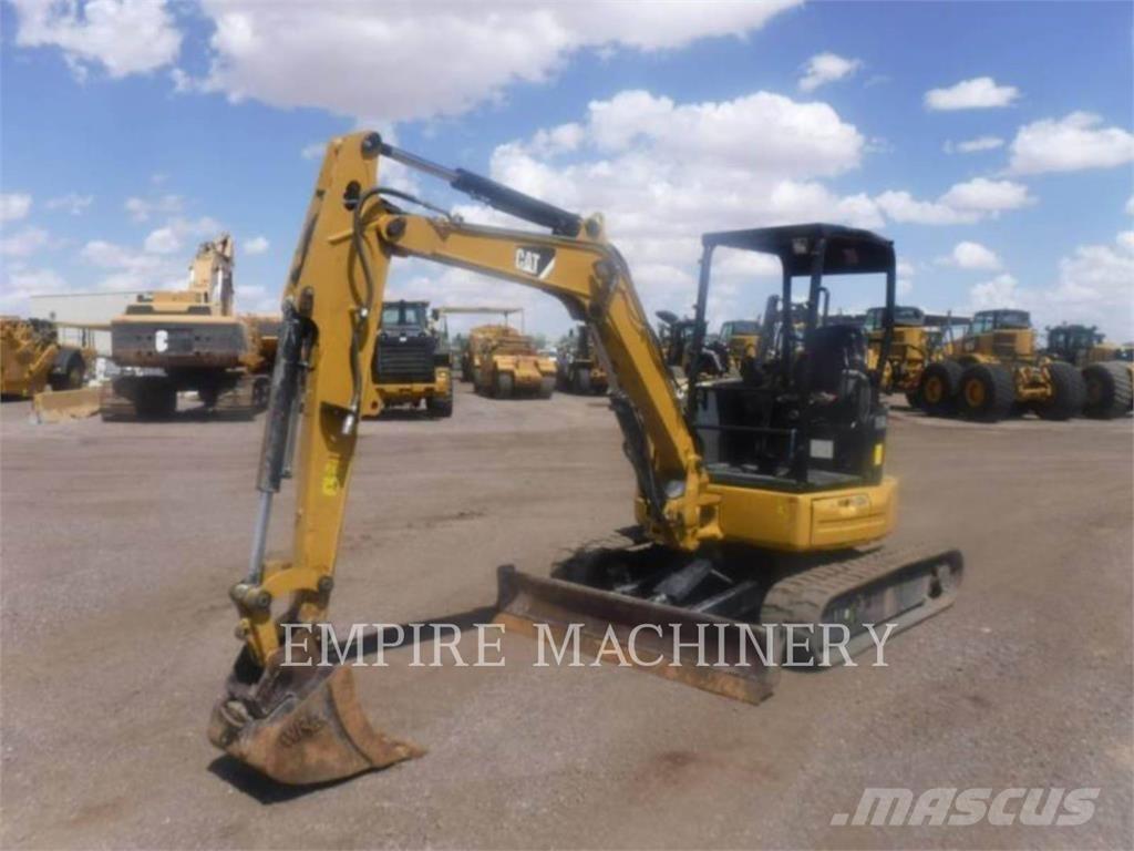 CAT 304E2 Paletli ekskavatörler