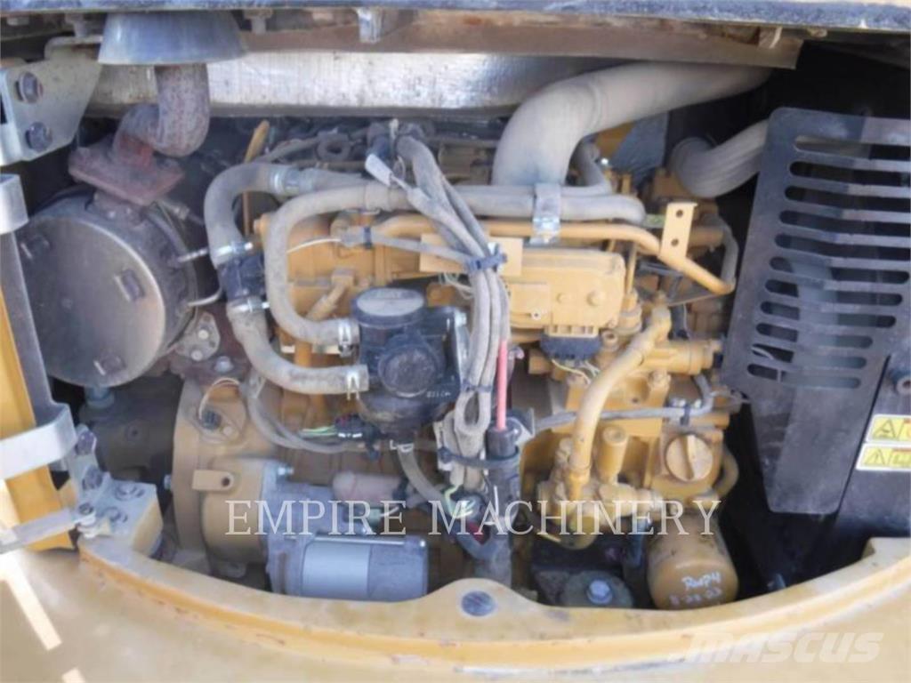 CAT 304E2 Paletli ekskavatörler