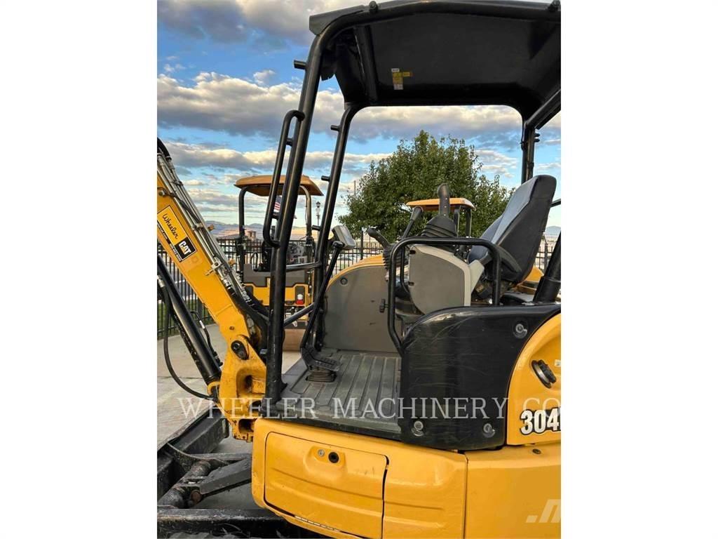 CAT 304E2 C1TH Paletli ekskavatörler