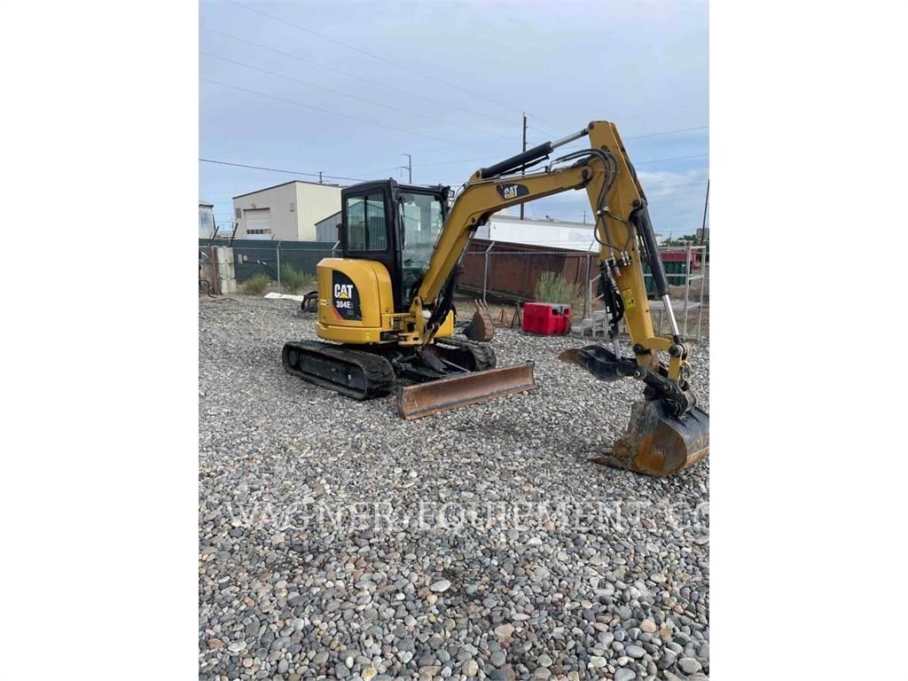 CAT 304E2 THB Paletli ekskavatörler