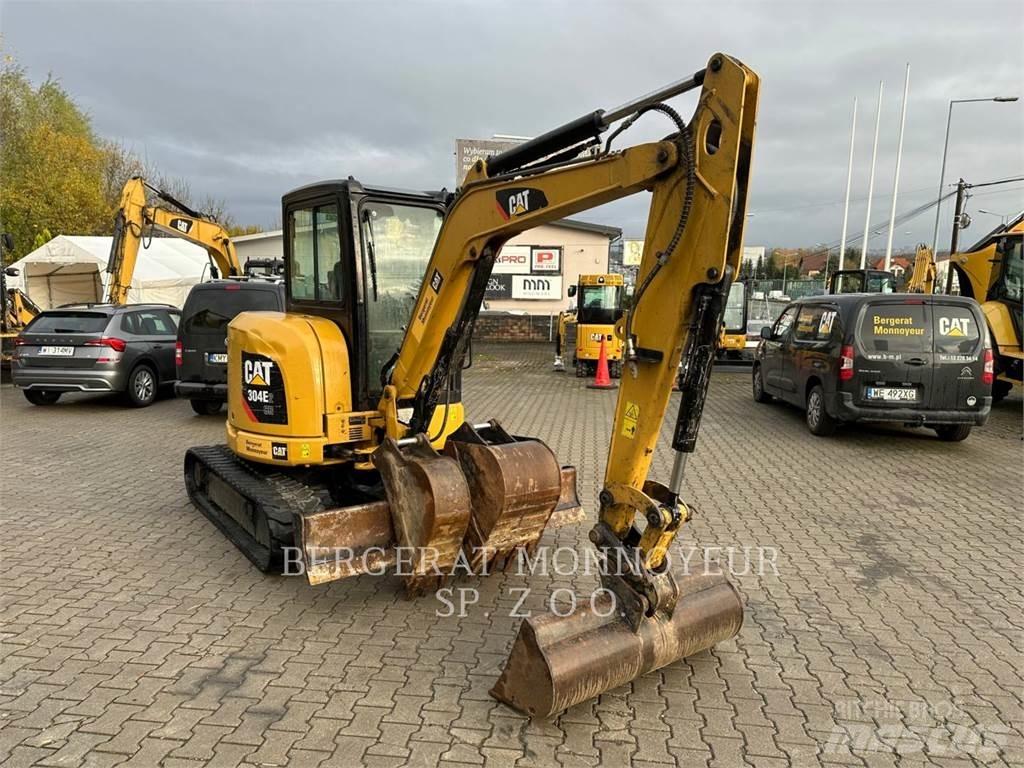 CAT 304E2CR Paletli ekskavatörler