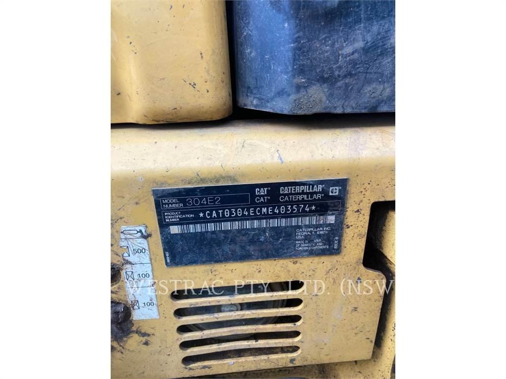 CAT 304E2CR Paletli ekskavatörler