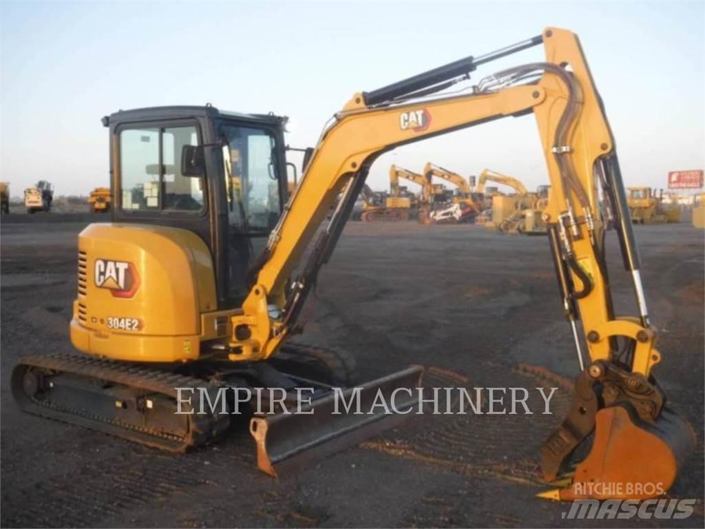 CAT 304E2CR Paletli ekskavatörler