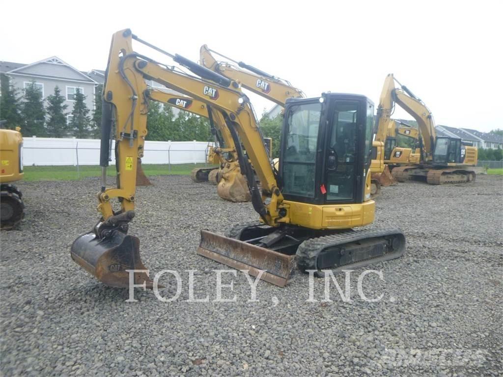 CAT 304E2CR Paletli ekskavatörler