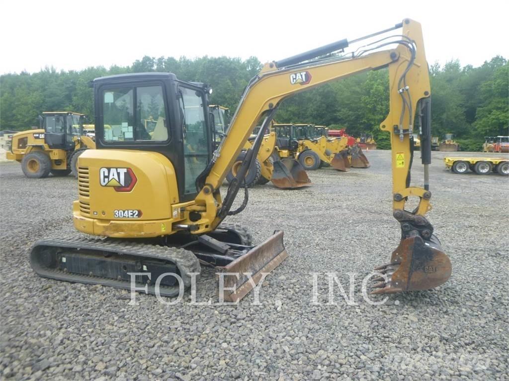 CAT 304E2CR Paletli ekskavatörler