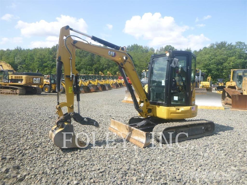 CAT 304E2CR Paletli ekskavatörler