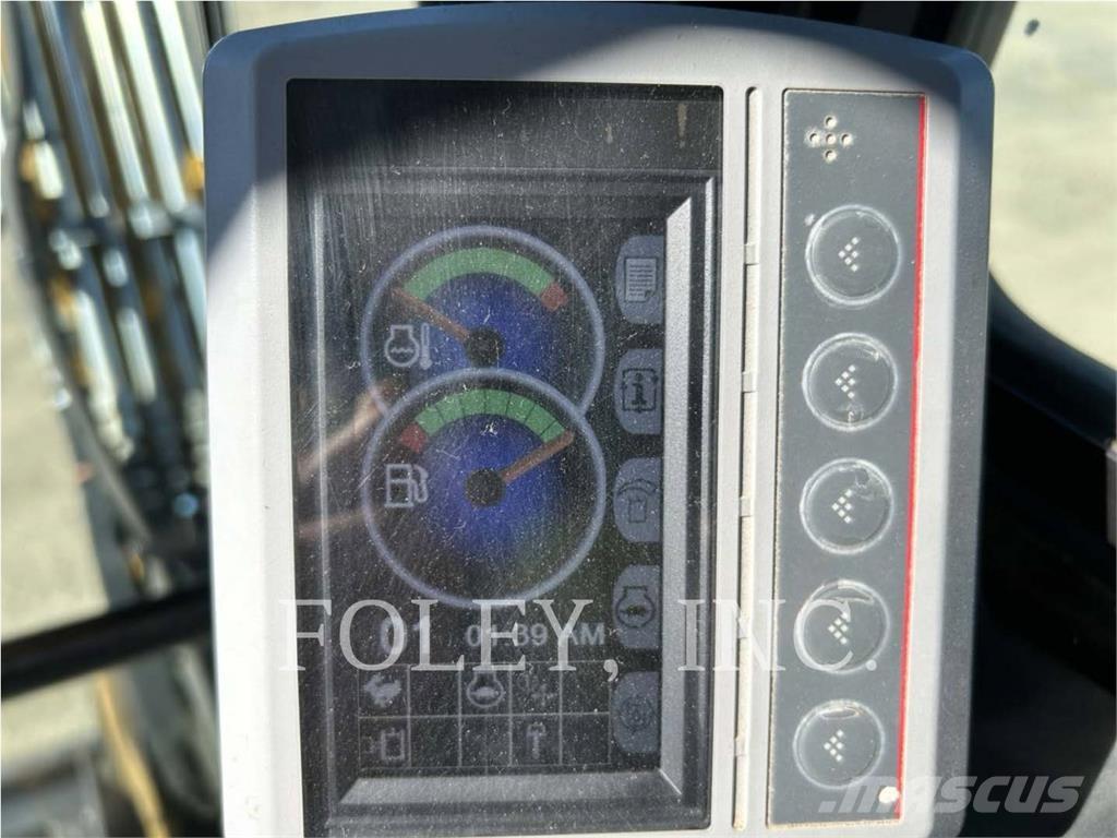 CAT 304E2CR Paletli ekskavatörler