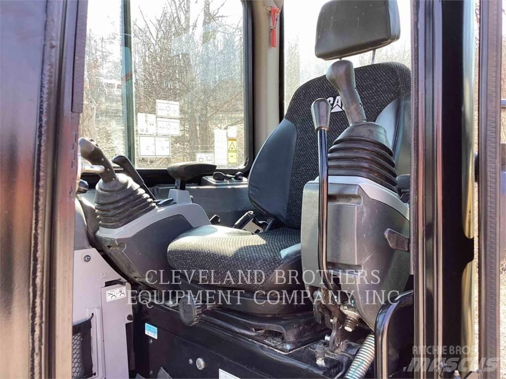 CAT 304ECR Paletli ekskavatörler