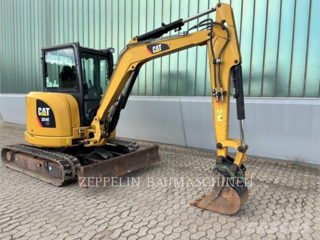 CAT 304ECR Paletli ekskavatörler
