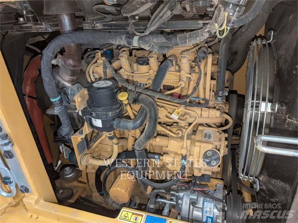 CAT 305 Paletli ekskavatörler