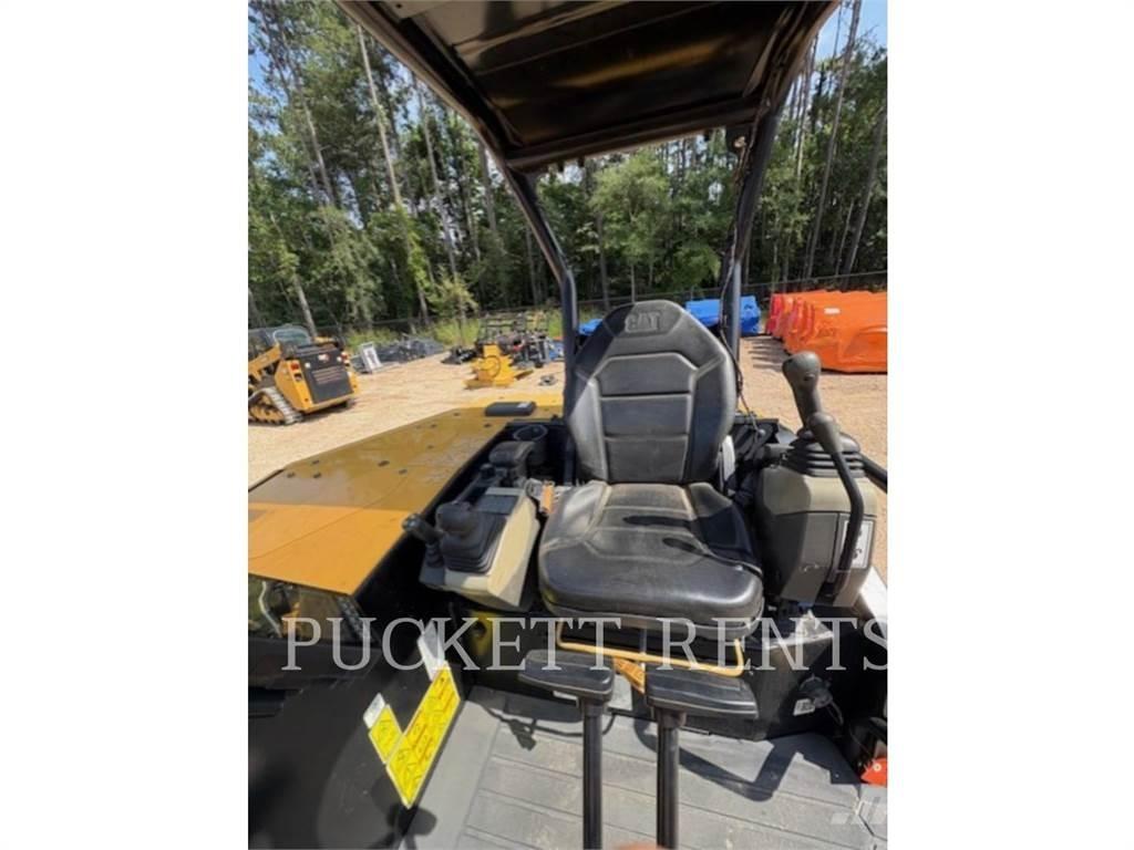 CAT 305-07CR Paletli ekskavatörler