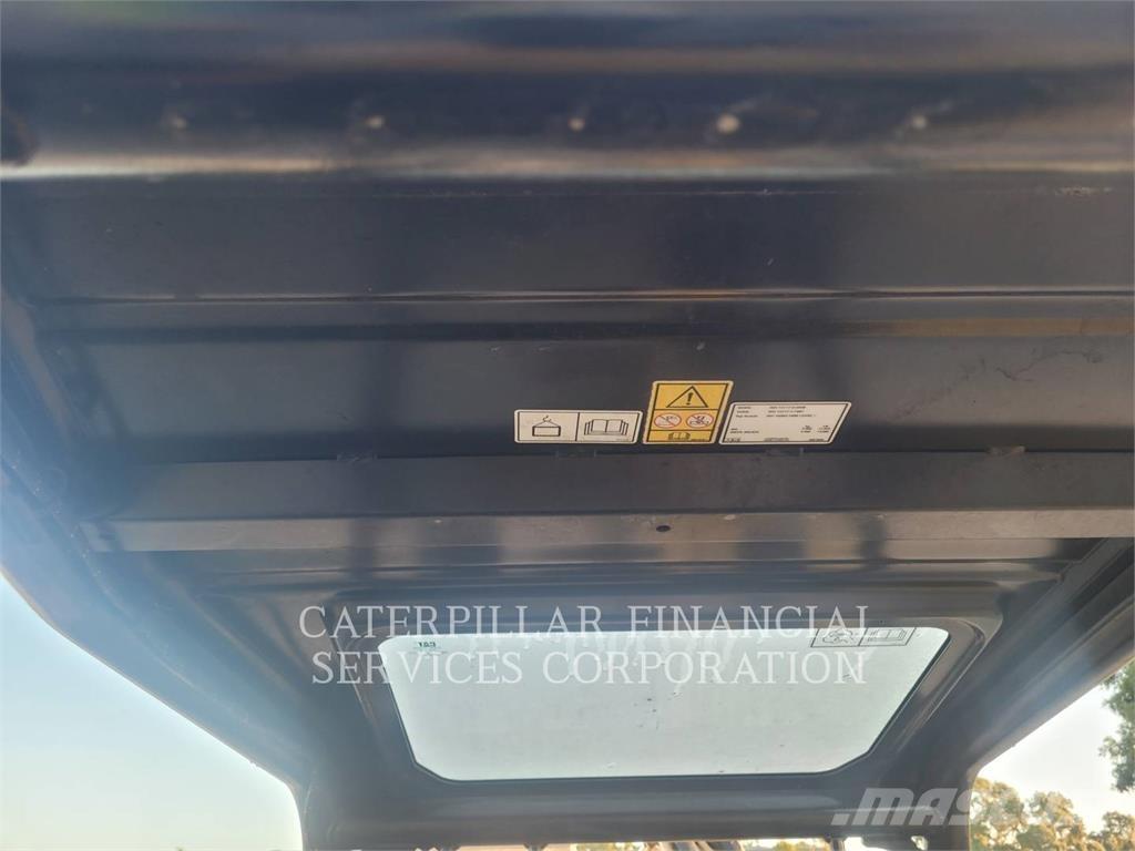 CAT 305-07CR Paletli ekskavatörler