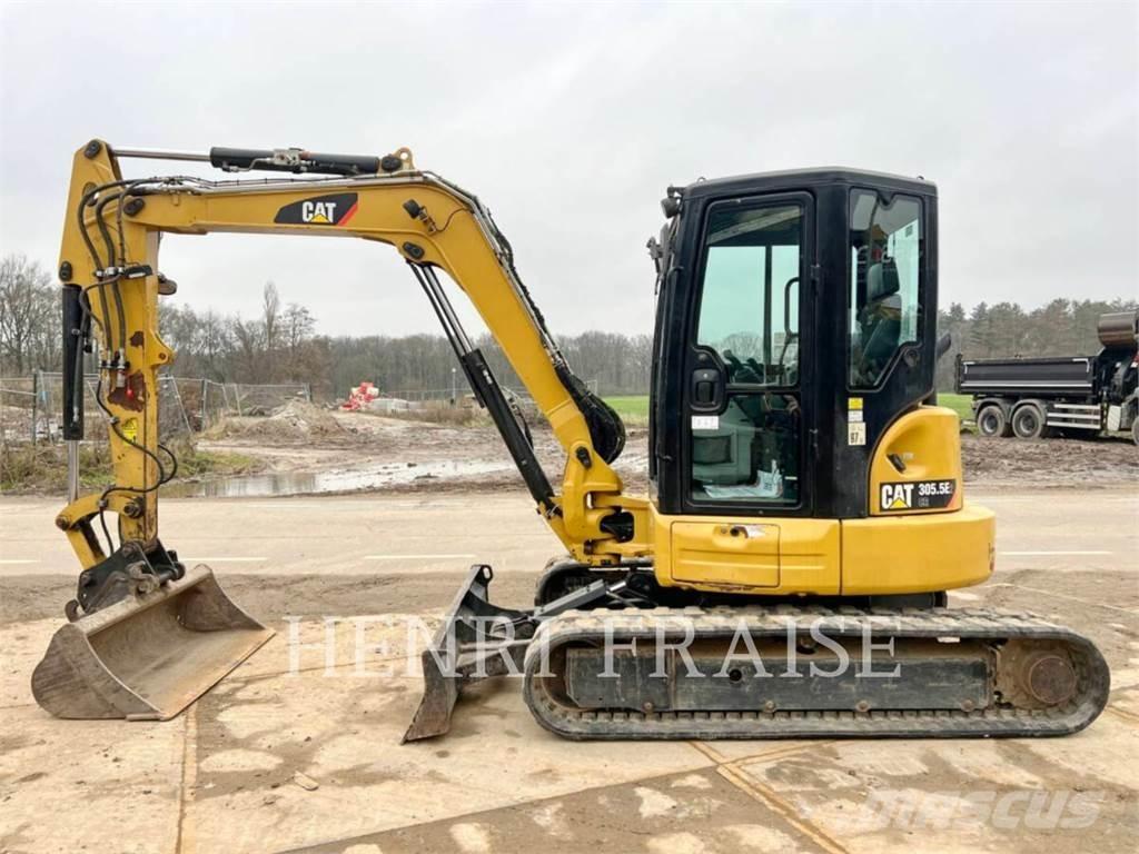 CAT 305.5E2 Paletli ekskavatörler