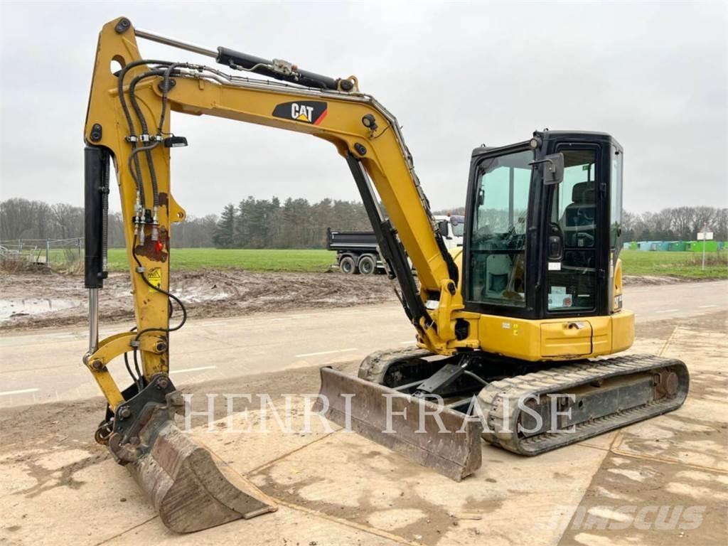 CAT 305.5E2 Paletli ekskavatörler