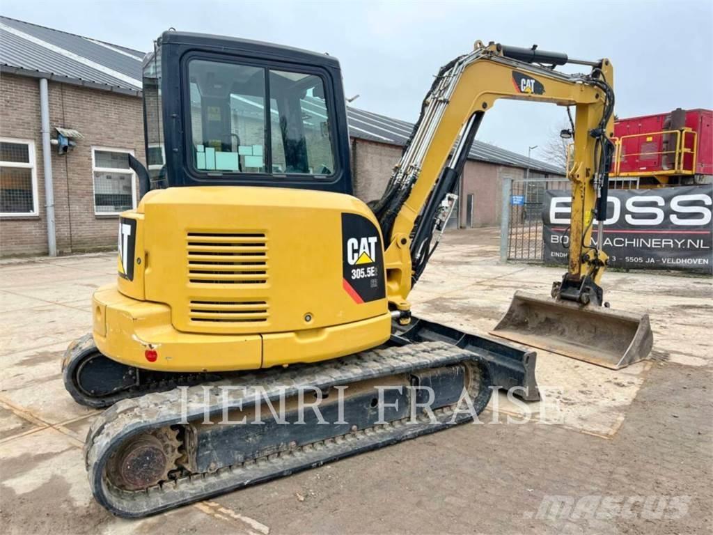 CAT 305.5E2 Paletli ekskavatörler