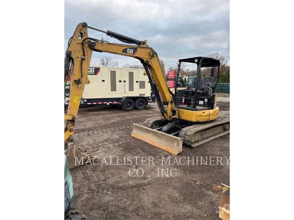 CAT 305.5E2 Paletli ekskavatörler
