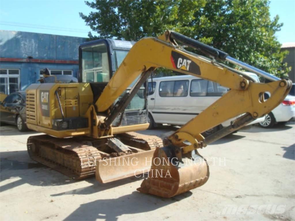 CAT 305.5E2 Paletli ekskavatörler