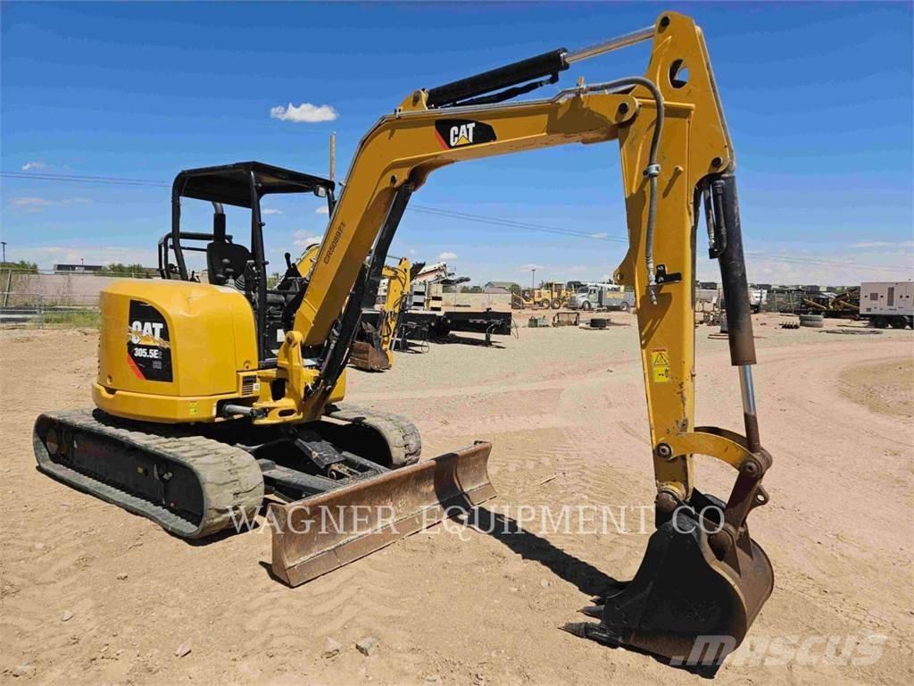 CAT 305.5E2 CR Paletli ekskavatörler