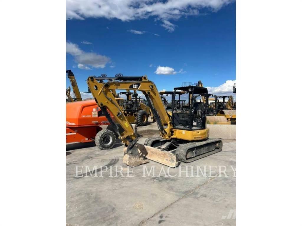 CAT 305.5E2 OR Paletli ekskavatörler