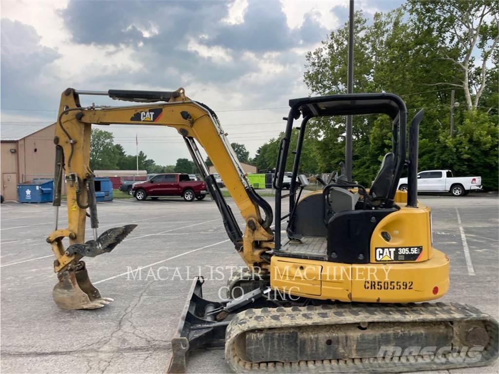 CAT 305.5E2CR Paletli ekskavatörler