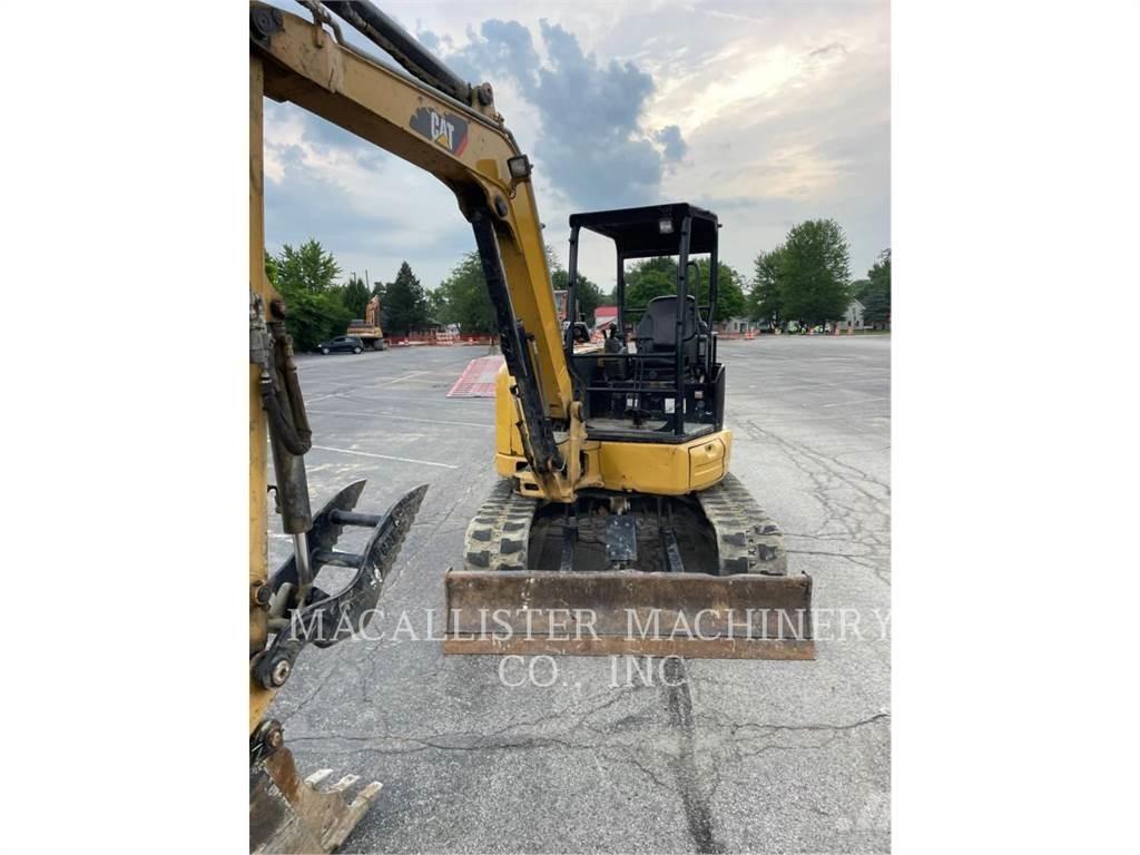 CAT 305.5E2CR Paletli ekskavatörler