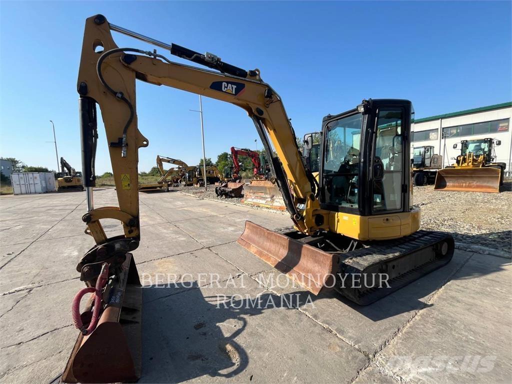 CAT 305.5E2CR Paletli ekskavatörler
