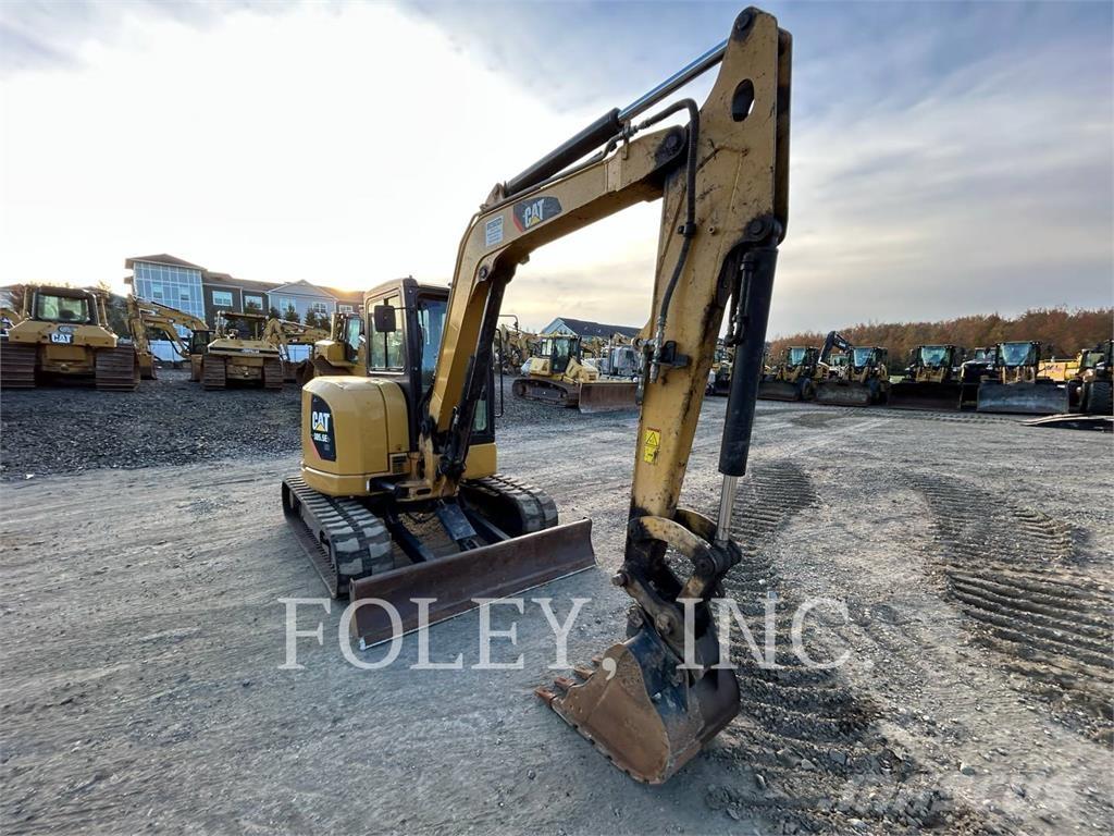 CAT 305.5E2CR Paletli ekskavatörler