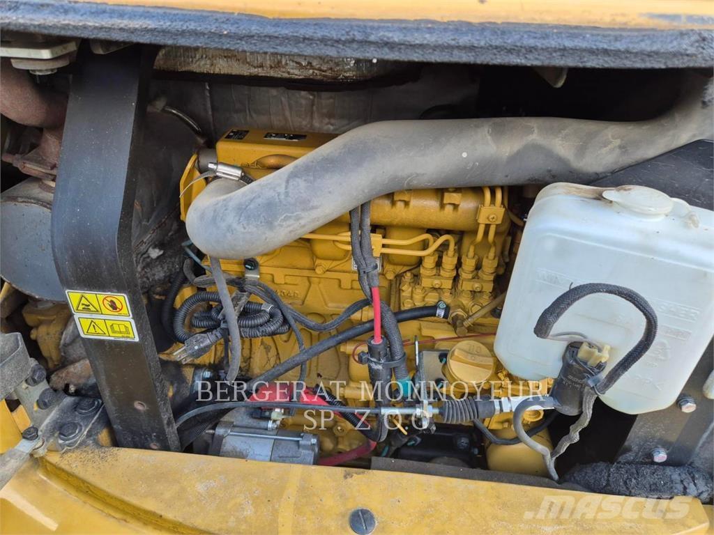 CAT 305.5E2CR Paletli ekskavatörler