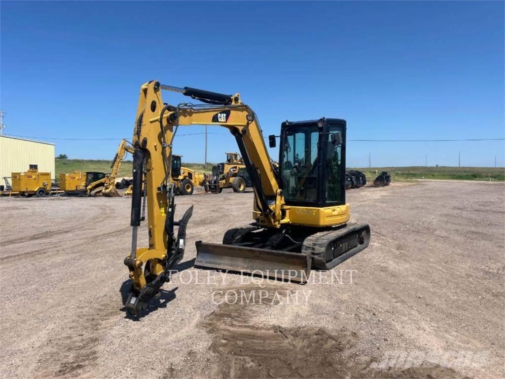 CAT 305.5E2LC Paletli ekskavatörler