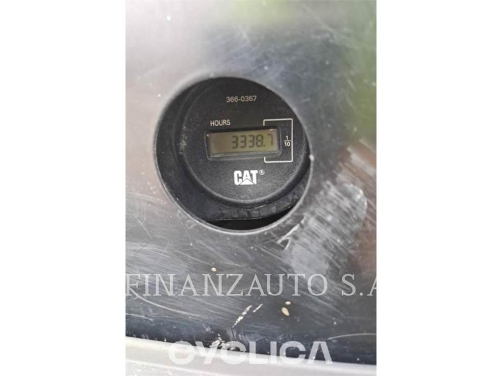 CAT 305E Paletli ekskavatörler