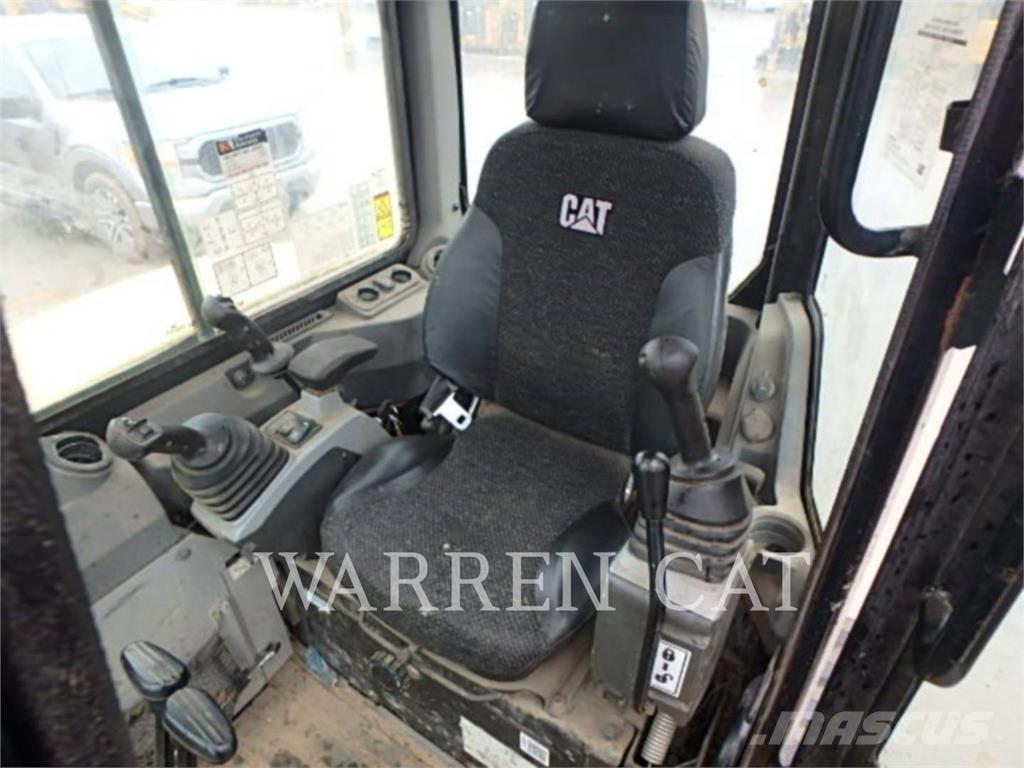 CAT 305E CR Paletli ekskavatörler