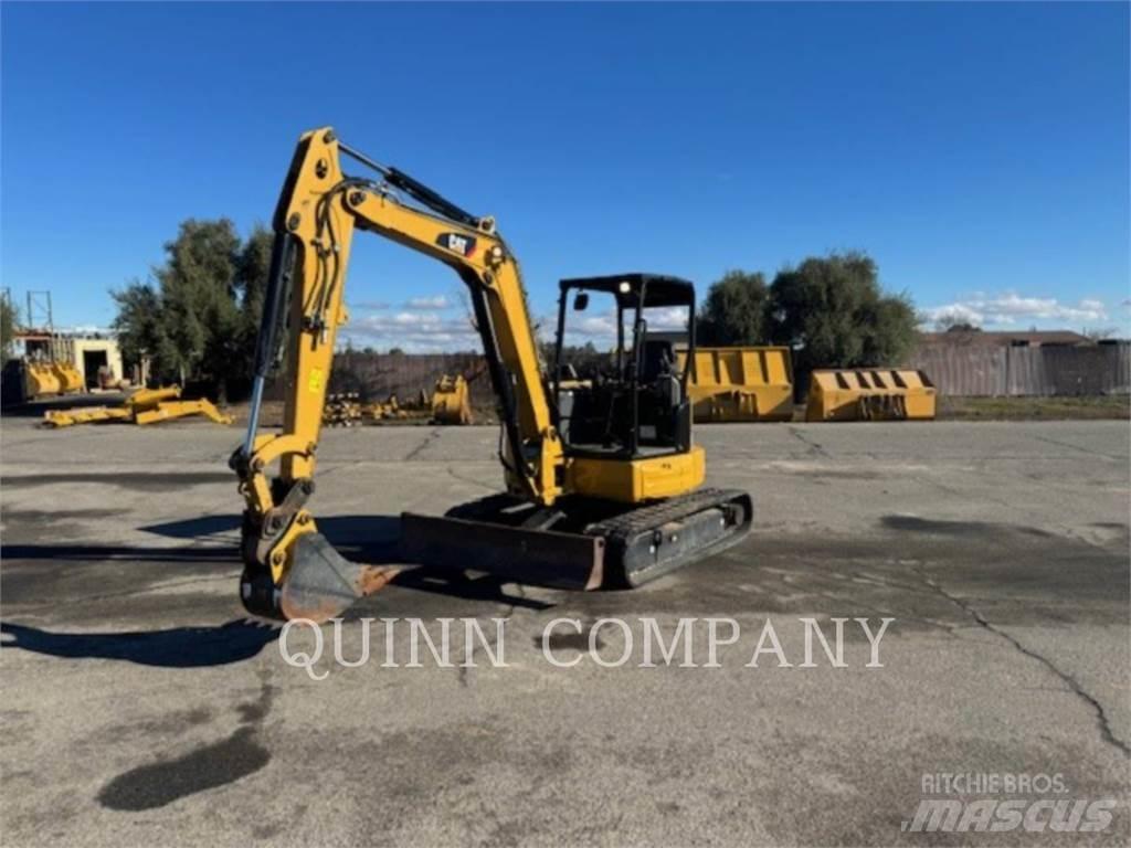 CAT 305E2 Paletli ekskavatörler