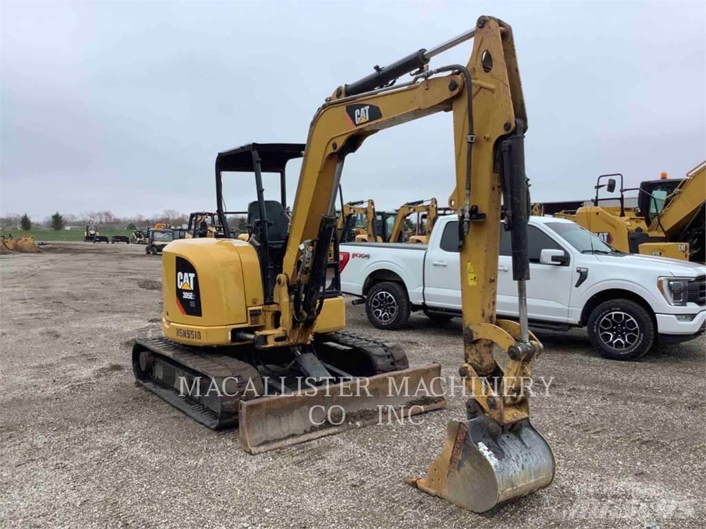 CAT 305E2 Paletli ekskavatörler