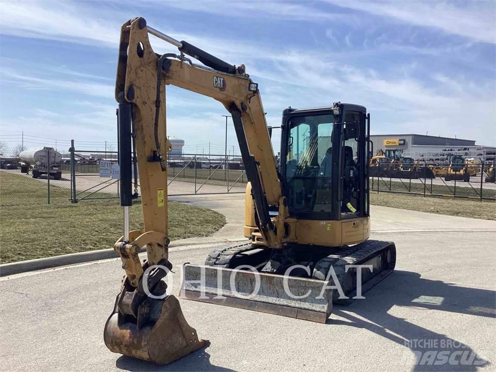 CAT 305E2 Paletli ekskavatörler