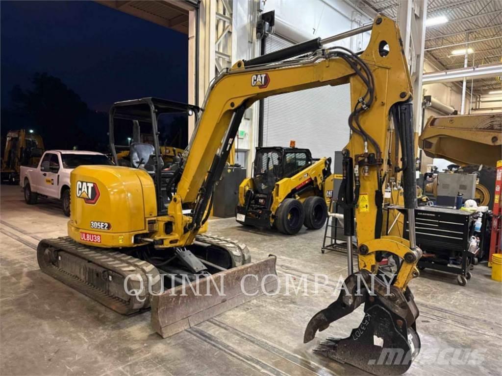 CAT 305E2 Paletli ekskavatörler