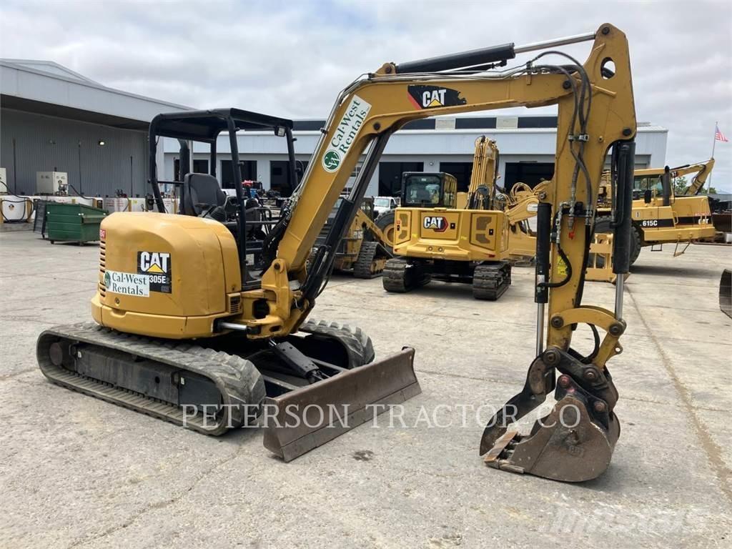 CAT 305E2 Paletli ekskavatörler