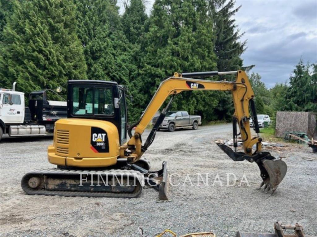 CAT 305E2 Paletli ekskavatörler