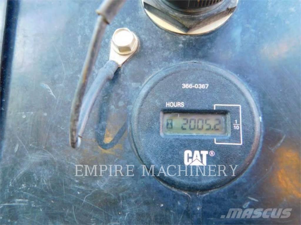 CAT 305E2 OR Paletli ekskavatörler