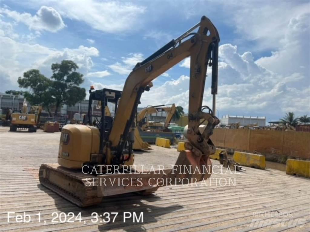 CAT 305E2CR Paletli ekskavatörler