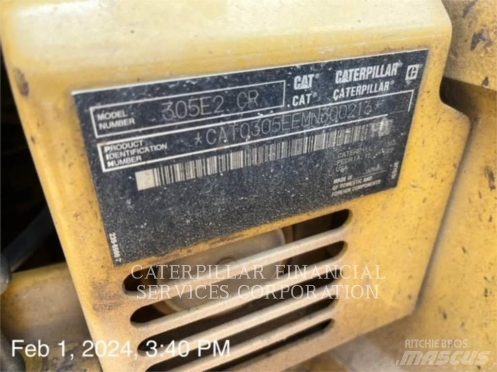 CAT 305E2CR Paletli ekskavatörler
