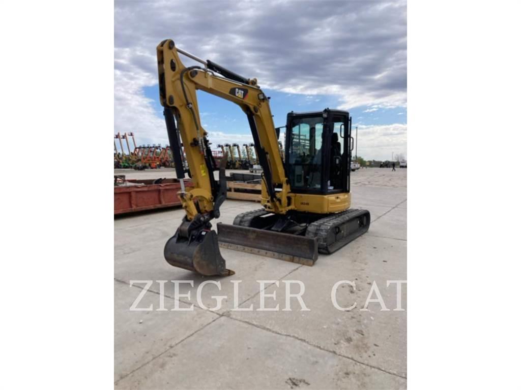 CAT 305E2CR Paletli ekskavatörler