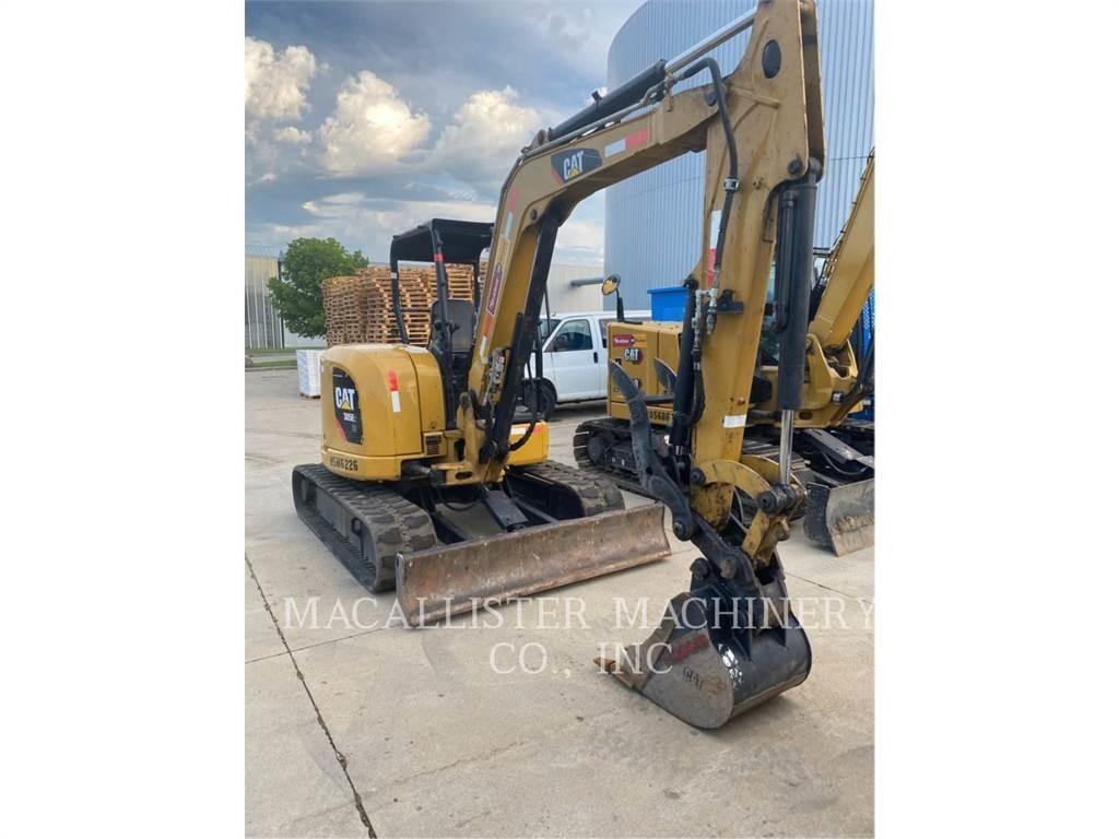 CAT 305E2CR Paletli ekskavatörler