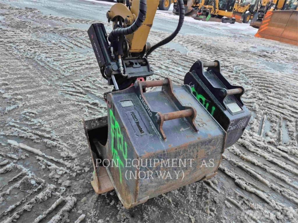 CAT 305E2CR Paletli ekskavatörler