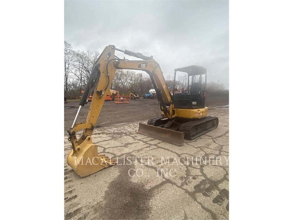 CAT 305E2CR Paletli ekskavatörler