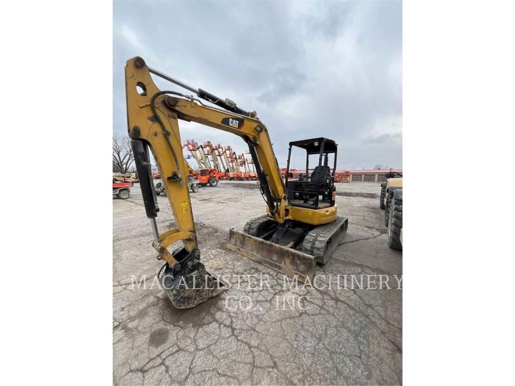 CAT 305E2CR Paletli ekskavatörler